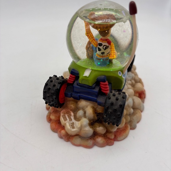 Disney Toy Story Woody Toy RC Car Mini Water Snow Globe - Picture 8 of 12